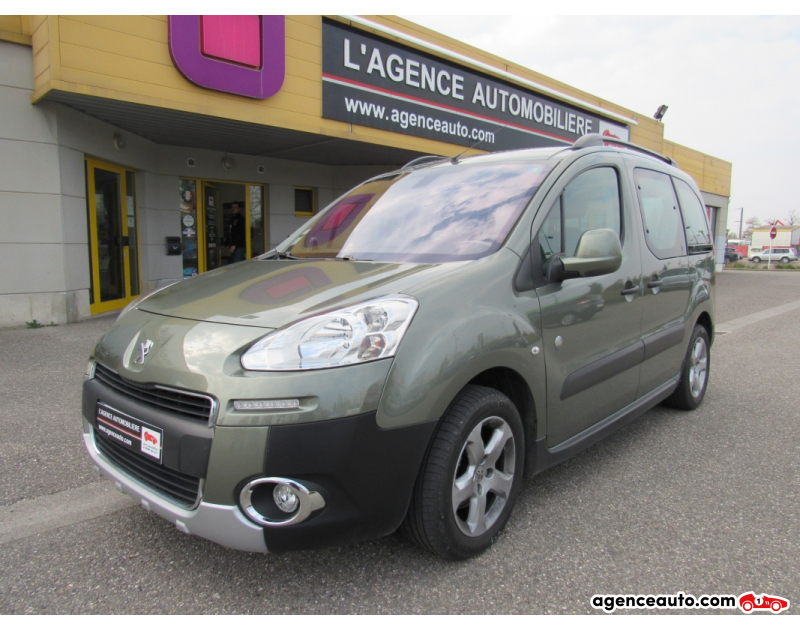 Gebrauchtwagenkauf, Günstige Gebrauchtwagen | Automobilienagentur Peugeot Partner Tepee outdoor 1.6 hdi 92 Violett Jahr 2013 Hand-Schaltgetriebe Diesel
